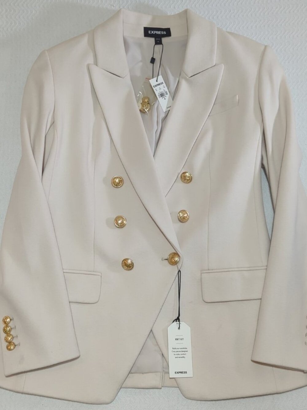 NWT Express Double Breasted Knit Blazer Jacket Cream Gold Buttons - Size Medium